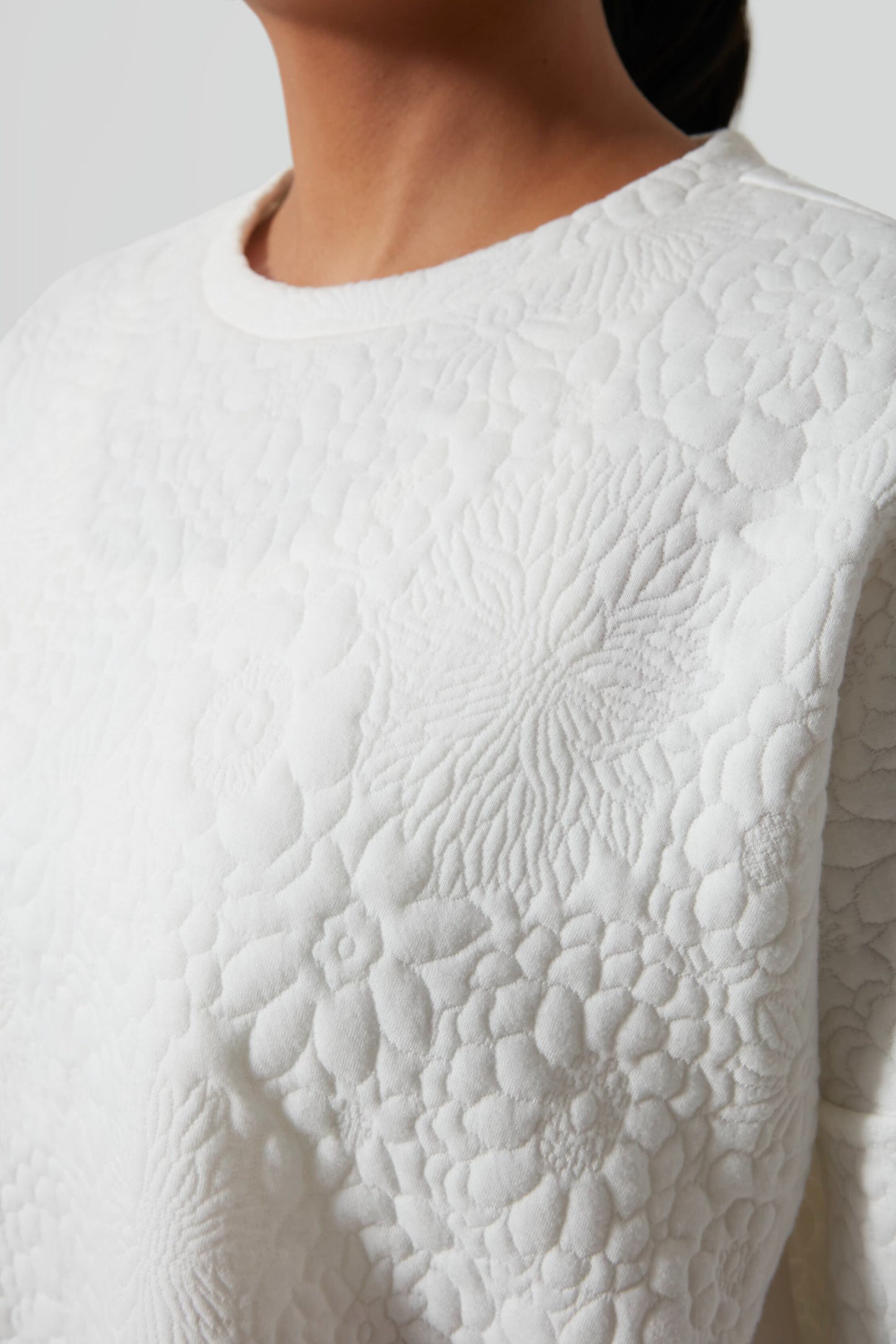 White Fleur Ally Swing Sweatshirt