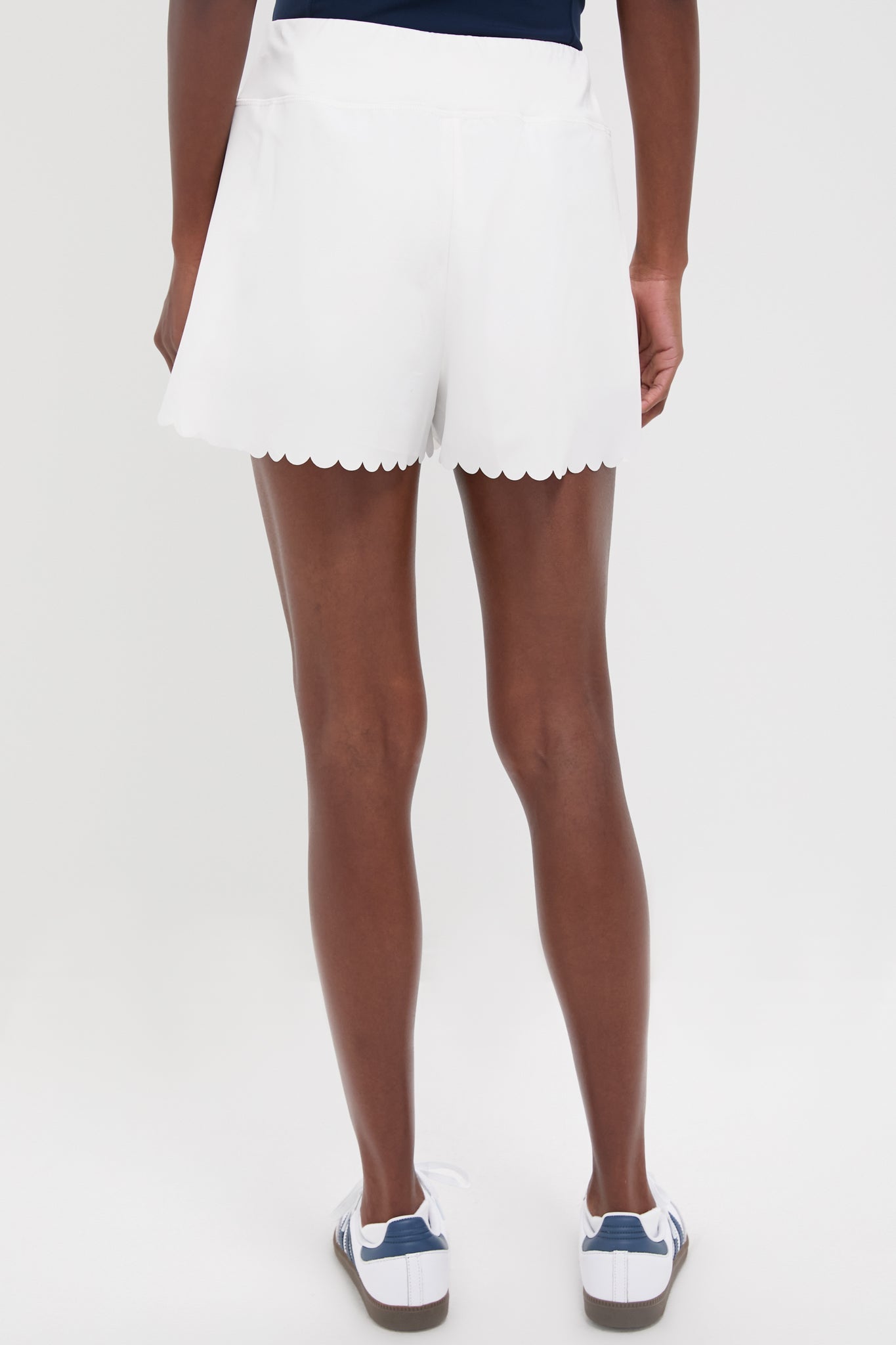 White Scallop Marisa Short