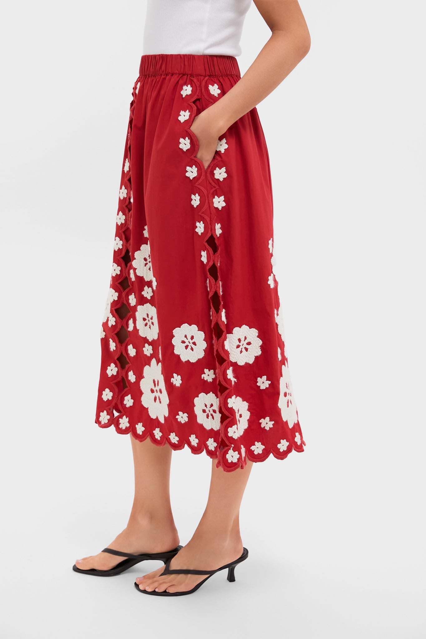 Red Catrine Applique Midi Scallop Skirt