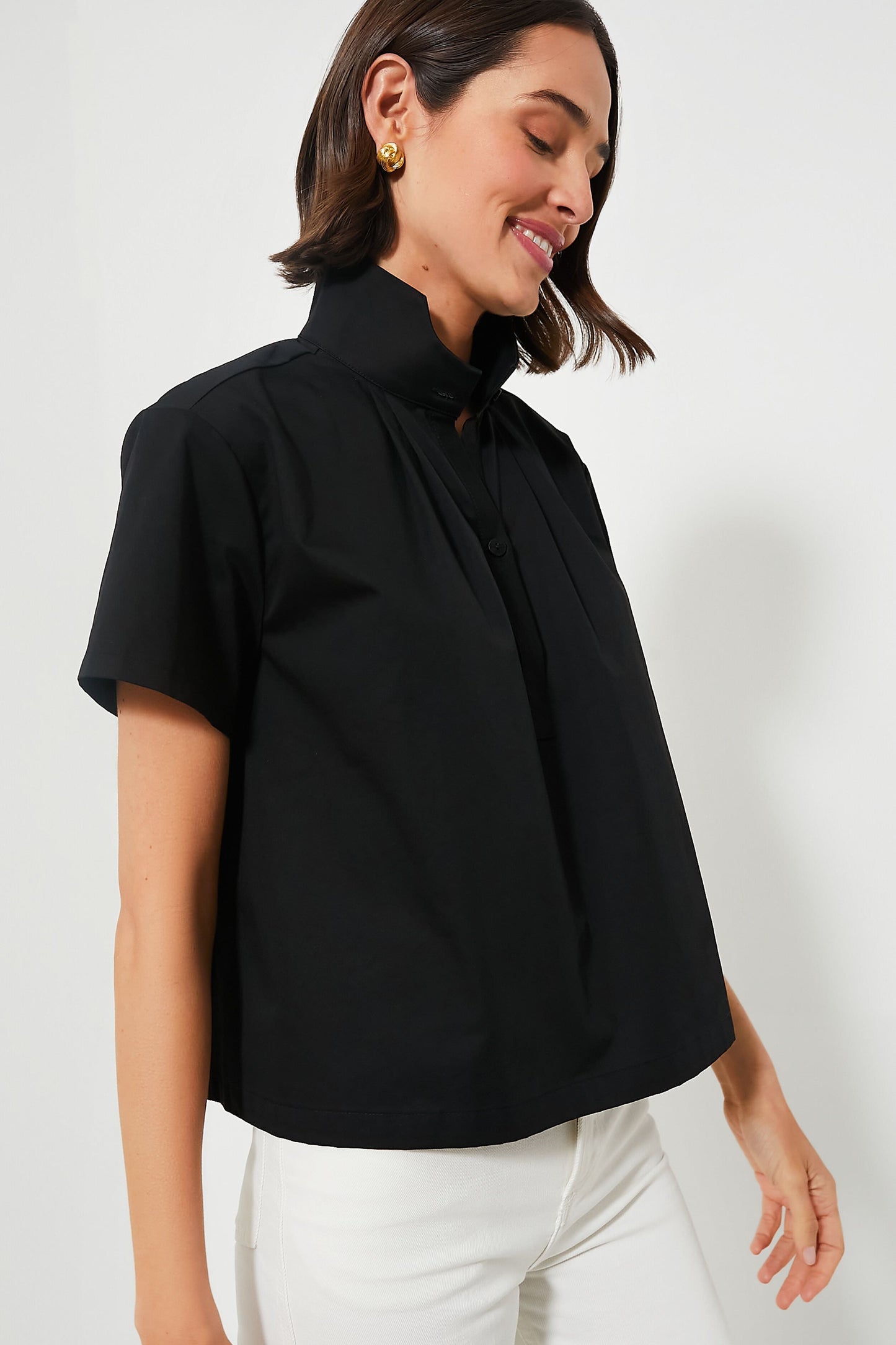 Black Finn Popover