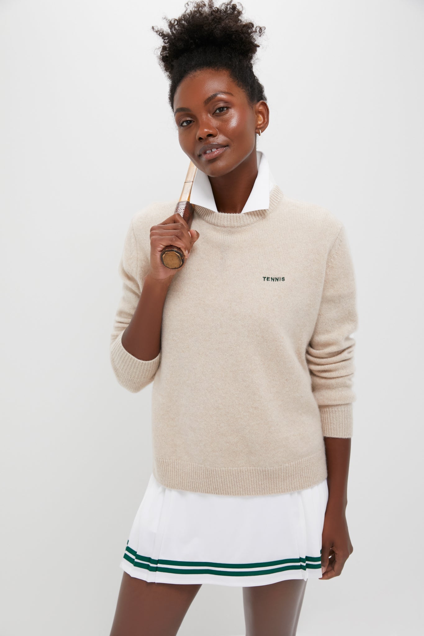 Sandstone Bodie Cashmere Boyfriend Crewneck
