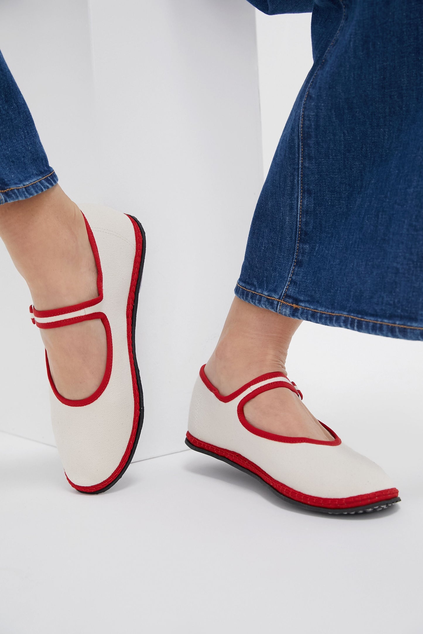 Paraggi Mary Jane Flats