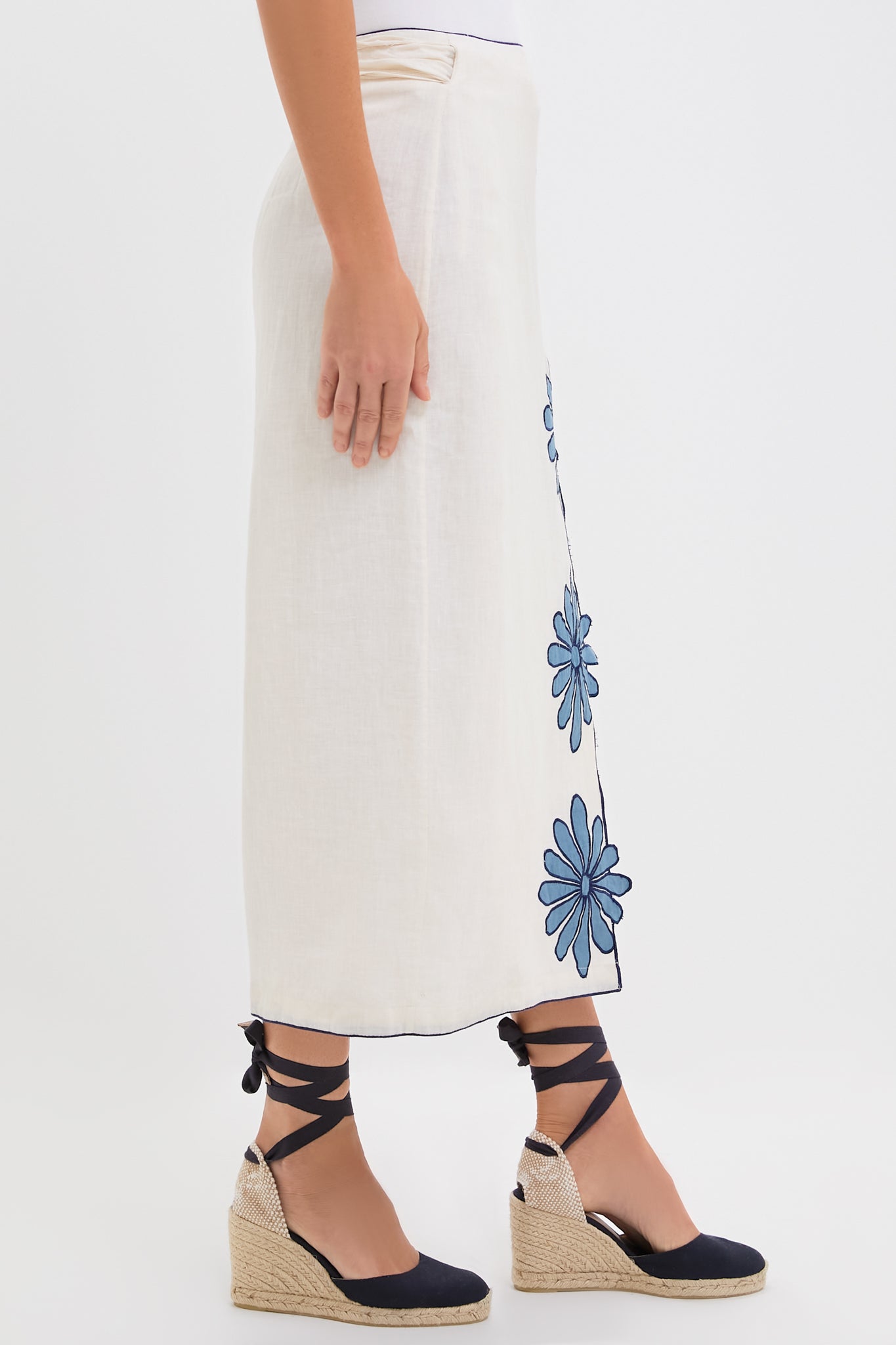 Ivory Flowers Loren Skirt