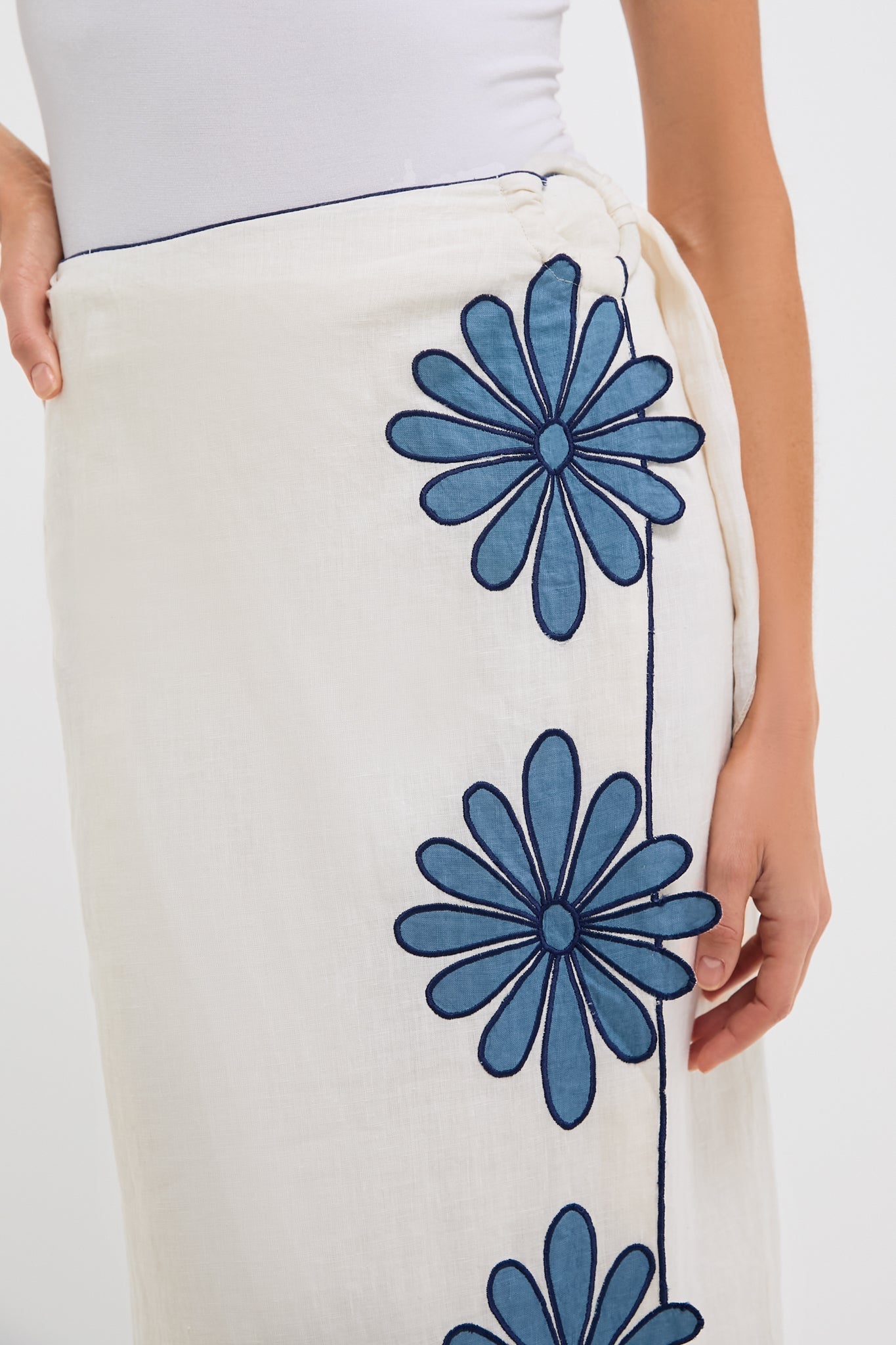 Ivory Flowers Loren Skirt