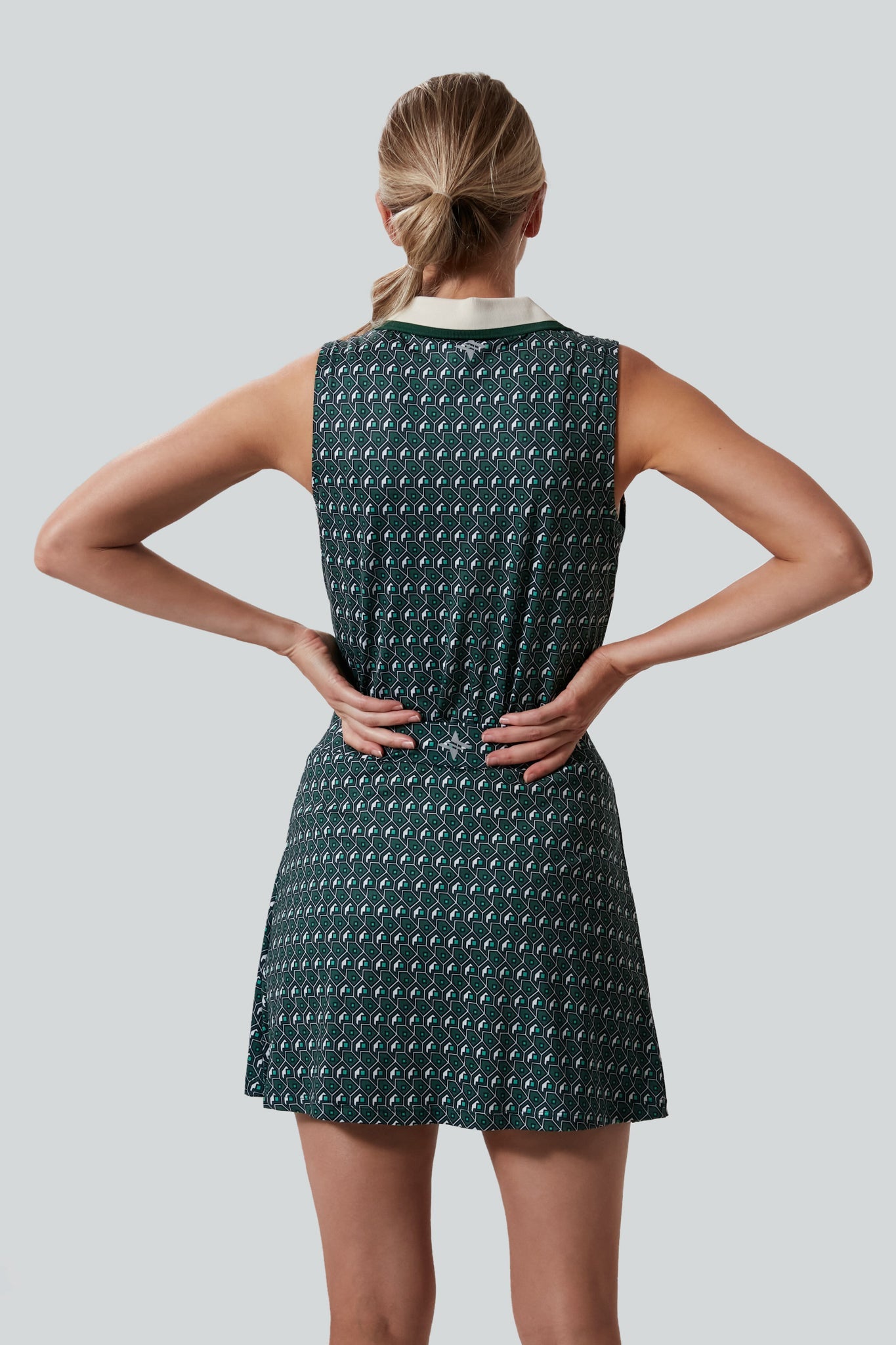 Carraway Fairway Sleeveless Caroline Polo
